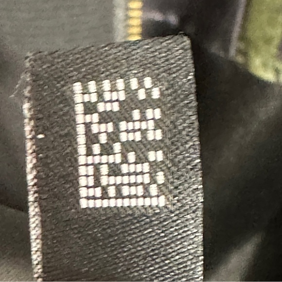 Ted Baker size 1 (US 2-4) black textured dress, vibrant lemon/bee lining - Picture 12 of 16